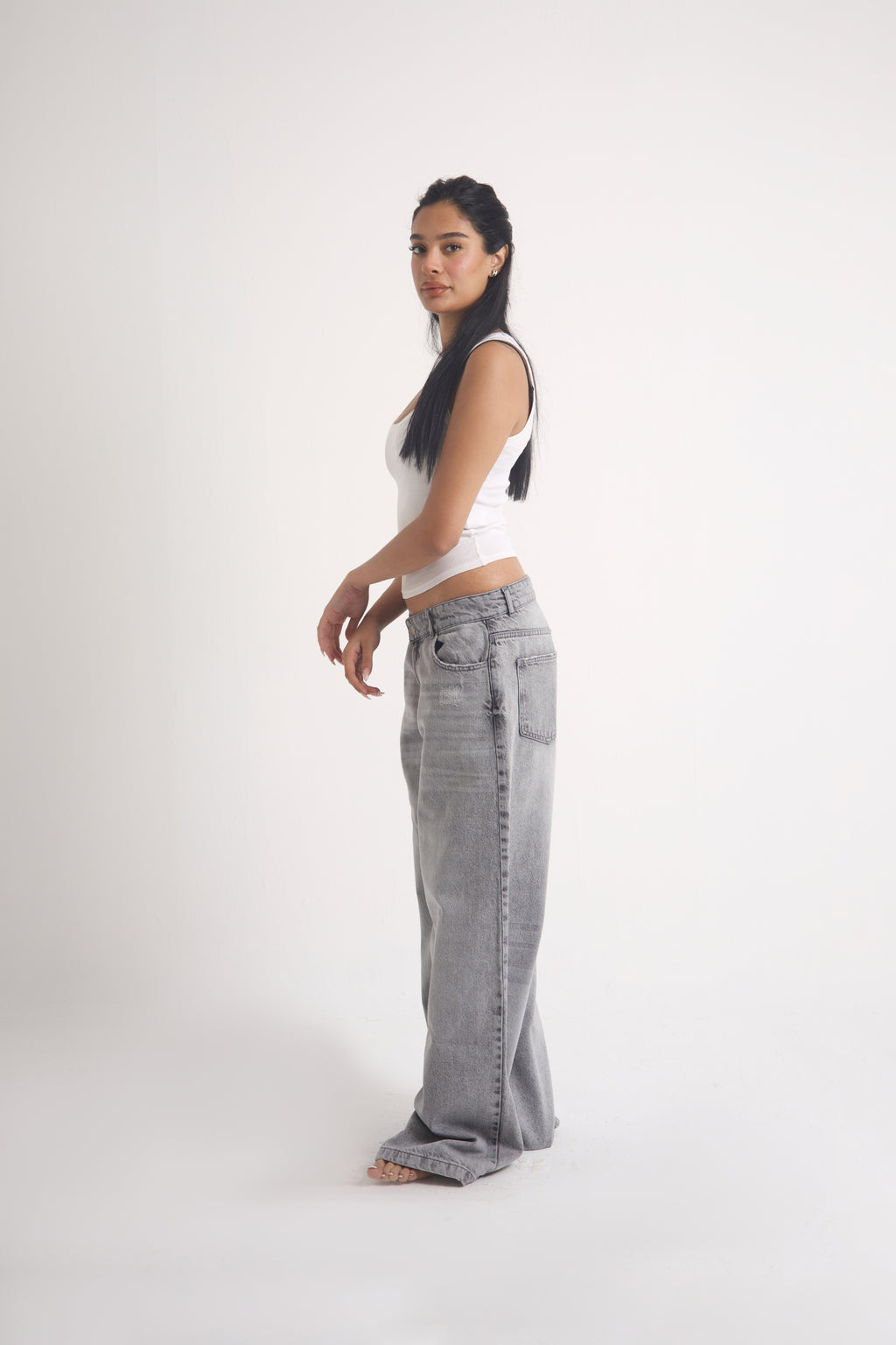 LOW WAIST BAGGY JEANS