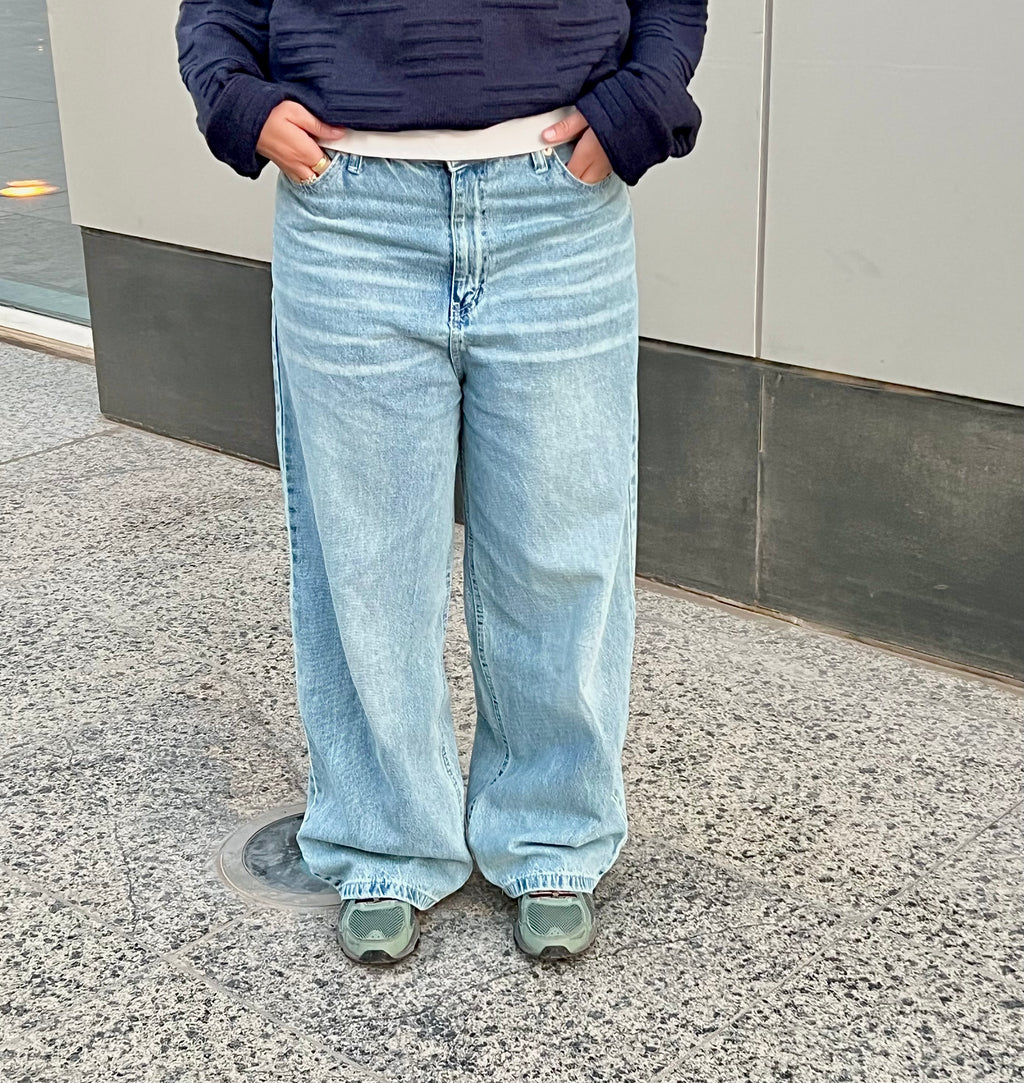 RELAXED BLUE JEANS